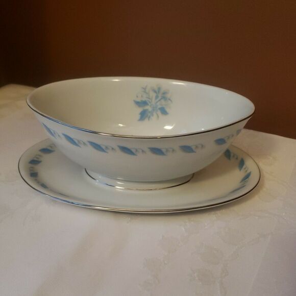 Abalone China Sky Flower Gravy Boat Vintage Japan MCM White Blue Platinum Trim - Picture 7 of 7